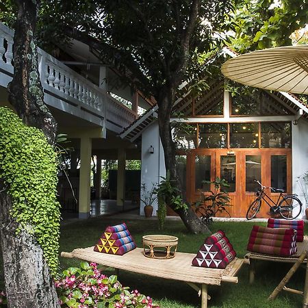 Planter'S Hostel Chiang Mai Exterior photo